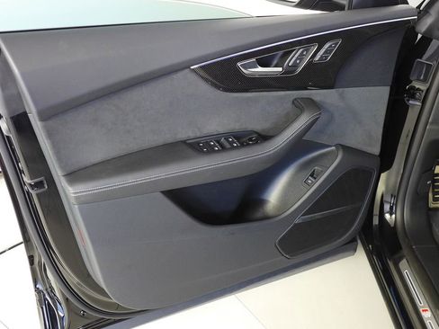 Used 2023 Audi SQ8 Premium Plus image 11