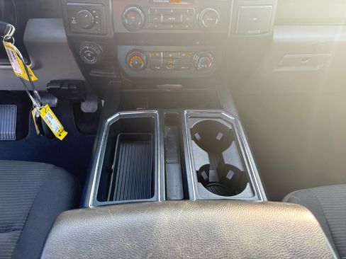 Used 2019 Ford F150 XL w/ Equipment Group 101A Mid AWD/4WD image 18