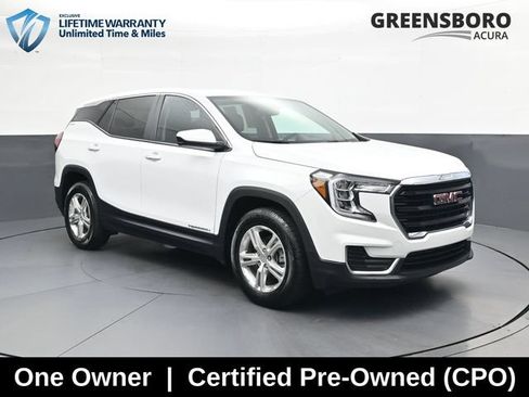 Used 2024 GMC Terrain SLE FWD image 3