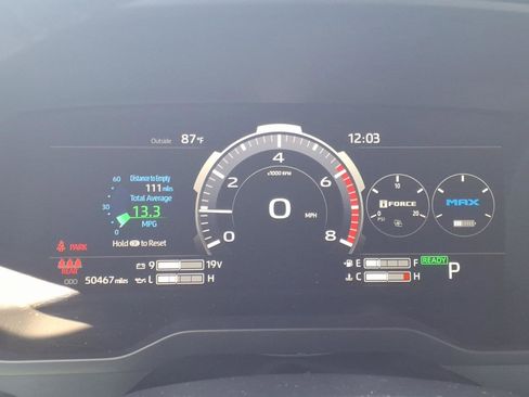 Used 2024 Toyota Tundra Limited w/ TRD Off-Road Package image 20