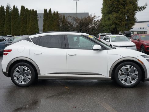 Used 2024 Genesis GV60 RWD image 4