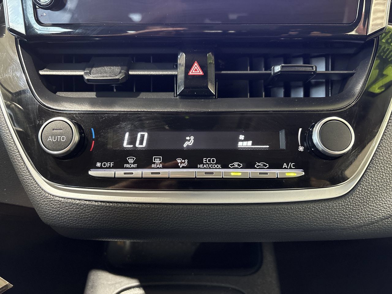 Certified 2024 Toyota Corolla LE FWD image 20