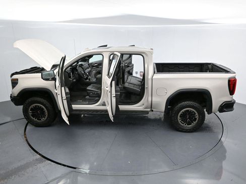 Used 2026 GMC Sierra 1500 AT4X image 44