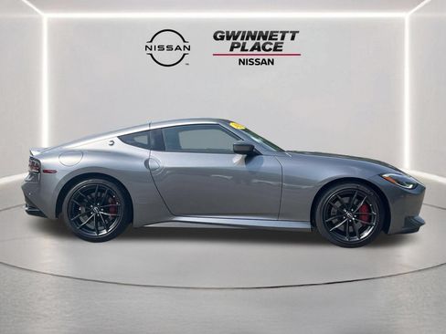 Certified 2025 Nissan Z Performance w/ Floor Mat Package RWD image 24