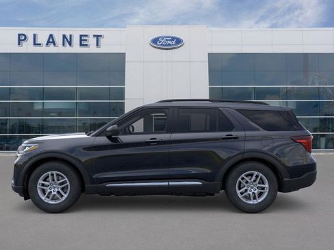 New 2025 Ford Explorer Active w/ Active Comfort Package image 3