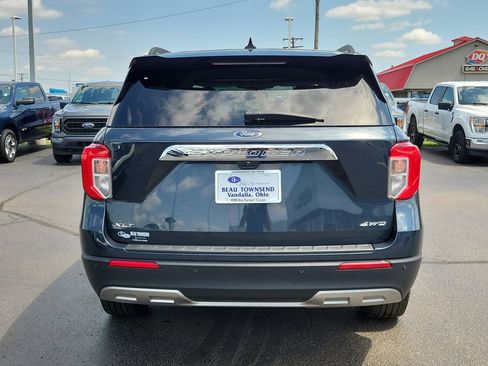 Certified 2023 Ford Explorer XLT w/ Equipment Group 202A AWD/4WD image 5