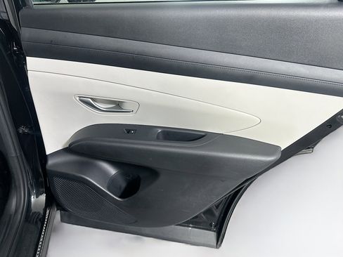 Used 2025 Hyundai Tucson SEL FWD image 30