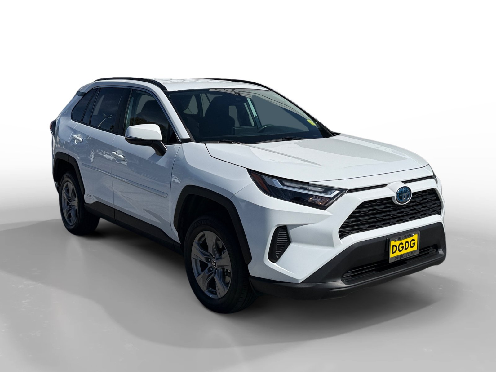 Used 2024 Toyota RAV4 LE AWD/4WD image 7