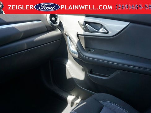 Used 2023 Chevrolet Blazer LT w/ Convenience Package AWD/4WD image 34