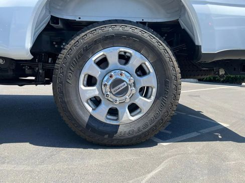 Used 2024 Ford F350 XLT w/ FX4 Off-Road Package image 47