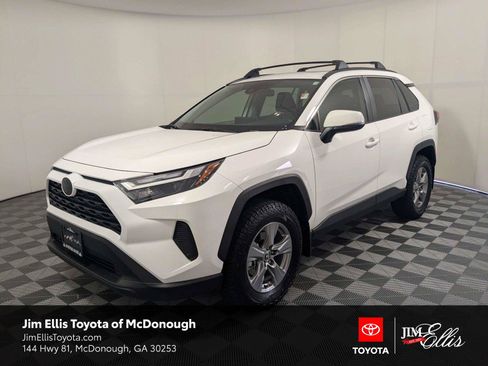 Certified 2025 Toyota RAV4 XLE w/ Convenience Package AWD/4WD image 1