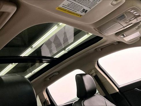 Used 2021 Lincoln Nautilus Reserve image 18