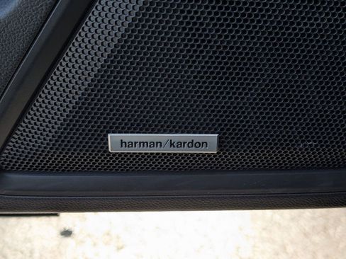 Certified 2025 Subaru Outback Limited image 10