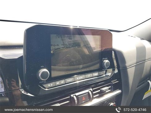 New 2025 Nissan Pathfinder SV image 19