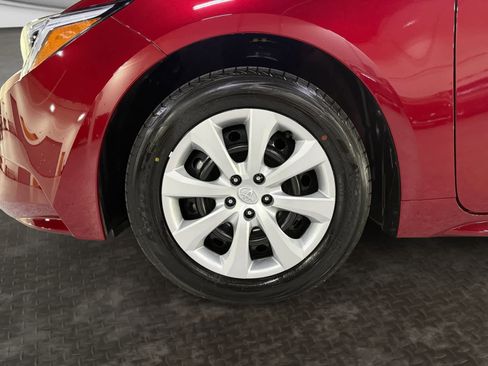 Used 2026 Toyota Corolla LE FWD image 19