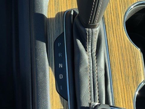 Used 2017 GMC Acadia Denali w/ Technology Package image 29