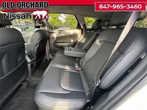 Used 2025 Kia Sportage EX AWD/4WD image 14
