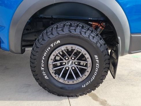 Used 2019 Ford F150 Raptor w/ Equipment Group 802A Luxury image 19