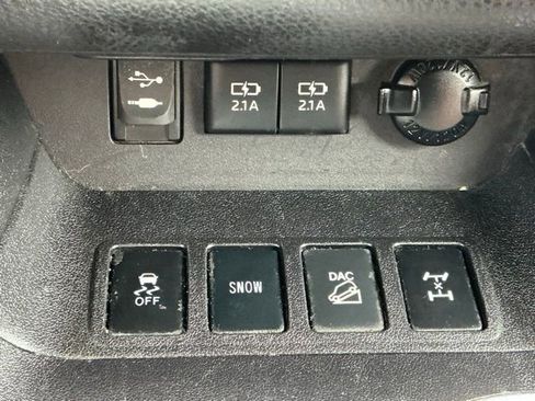 Used 2018 Toyota Highlander Limited Platinum image 14