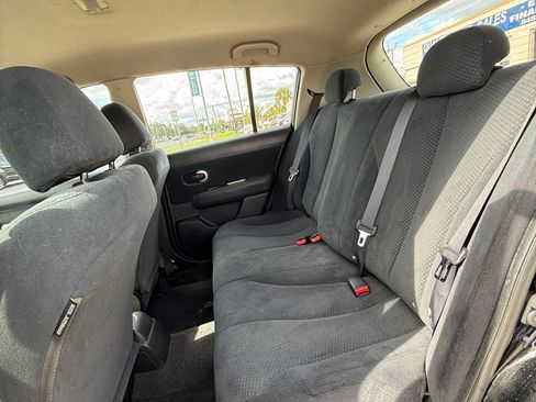 Used 2010 Nissan Versa 1.8 S w/ PWR Plus Pkg image 6