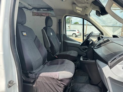 Used 2016 Ford Transit 150 130 Low Roof RWD image 18