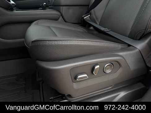 New 2026 GMC Yukon Denali w/ Denali Reserve Package AWD/4WD image 24