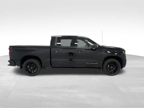 New 2026 Chevrolet Silverado 1500 High Country w/ High Country Premium Package AWD/4WD image 20