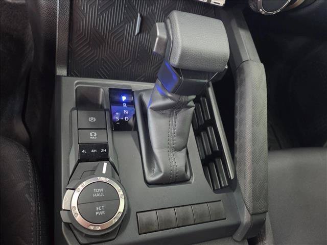 Used 2026 Toyota Tacoma SR5 AWD/4WD image 12