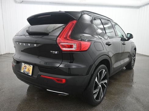 Used 2020 Volvo XC40 T5 R-Design image 33