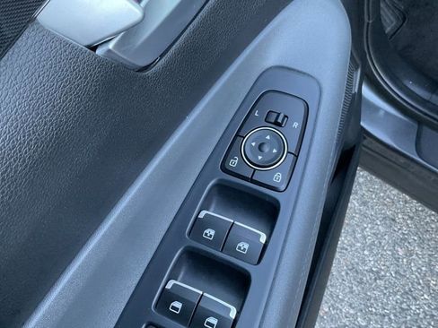 Used 2022 Hyundai Santa Fe SEL image 10