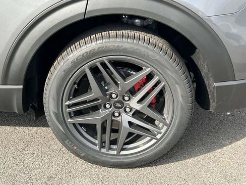 New 2026 Ford Explorer ST w/ Sun And Sound Package image 12