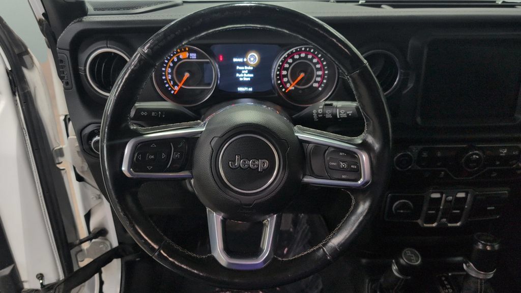 Used 2020 Jeep Wrangler Unlimited Sahara w/ Uconnect 4C Nav & Sound Group AWD/4WD image 12
