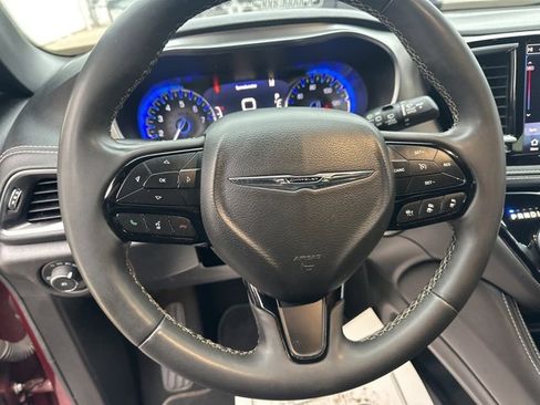 Used 2022 Chrysler Pacifica Limited w/ S Appearance Package image 14