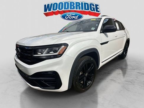 Used 2023 Volkswagen Atlas Cross Sport SEL R-Line image 2