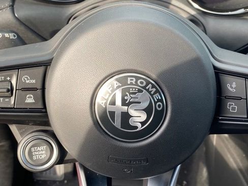 Used 2024 Alfa Romeo Tonale Ti AWD/4WD image 24