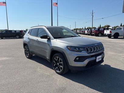 Used 2022 Jeep Compass Latitude w/ Sun and Sound Group