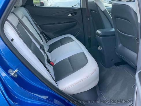 Used 2017 Chevrolet Bolt Premier w/ Driver Confidence II Package FWD image 12