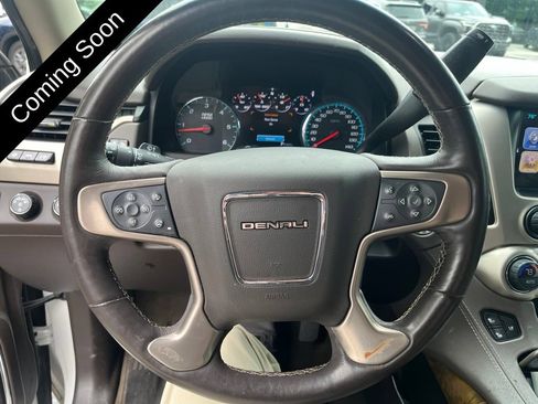 Used 2017 GMC Yukon Denali w/ Open Road Package AWD/4WD image 9