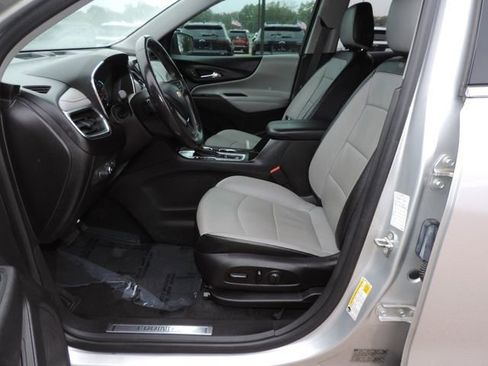 Used 2018 Chevrolet Equinox Premier image 18
