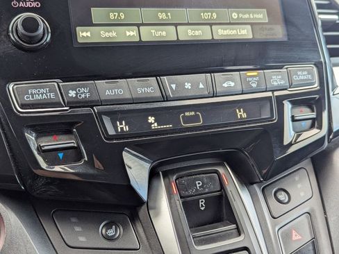 Used 2020 Honda Odyssey EX image 18