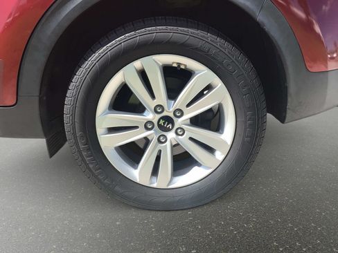 Used 2018 Kia Sportage LX FWD image 7