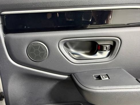 Used 2025 Honda Pilot Touring image 22