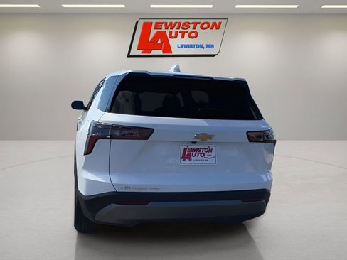 New 2026 Chevrolet Equinox LT w/ Convenience Package II image 7