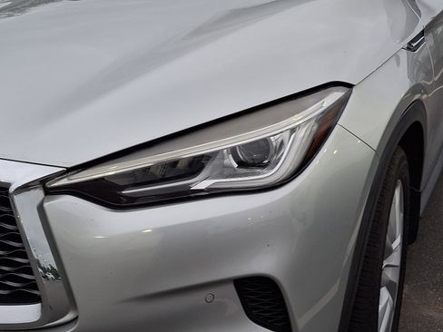 Used 2019 INFINITI QX50 Essential w/ Premium Heat Package AWD/4WD image 7