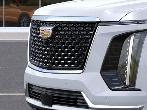 New 2026 Cadillac Escalade ESV Luxury w/ Touring Package AWD/4WD image 13