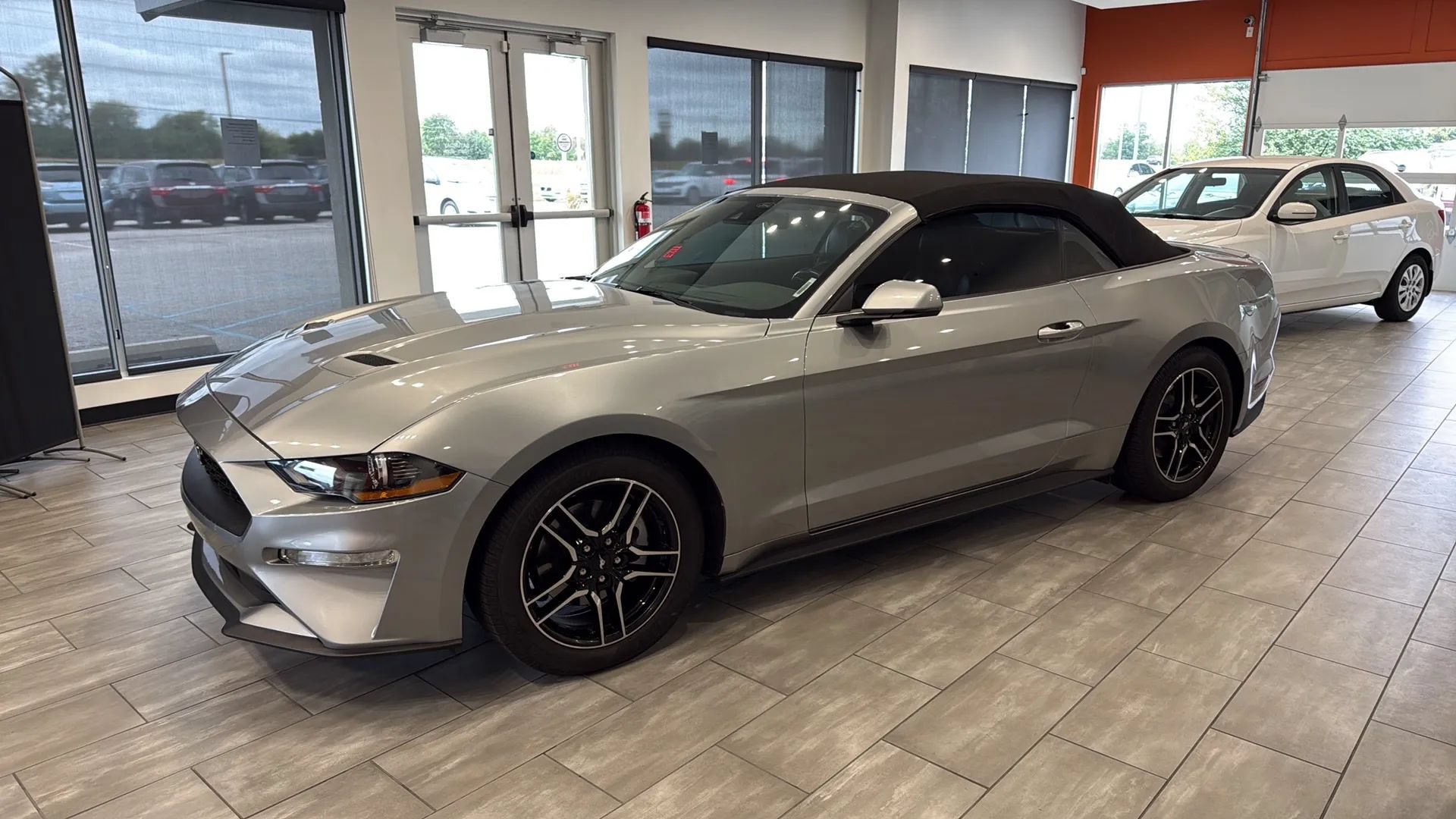 Used 2022 Ford Mustang Premium w/ Equipment Group 201A RWD image 4