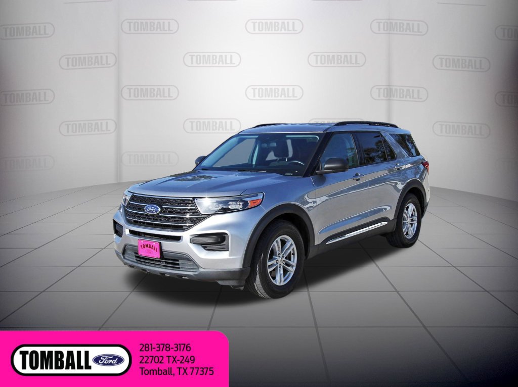 Certified 2022 Ford Explorer XLT RWD image 3