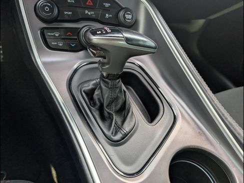 Used 2019 Dodge Challenger R/T RWD image 15