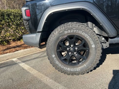 Used 2022 Jeep Wrangler Unlimited Sport image 7