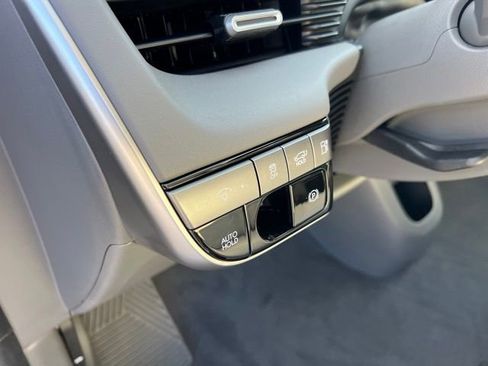 New 2026 Hyundai Ioniq 5 Limited image 18